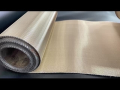 Aço de alto carbono revestido de latão (de cor dourada) rede de malha de arame holandês invertida para plástico